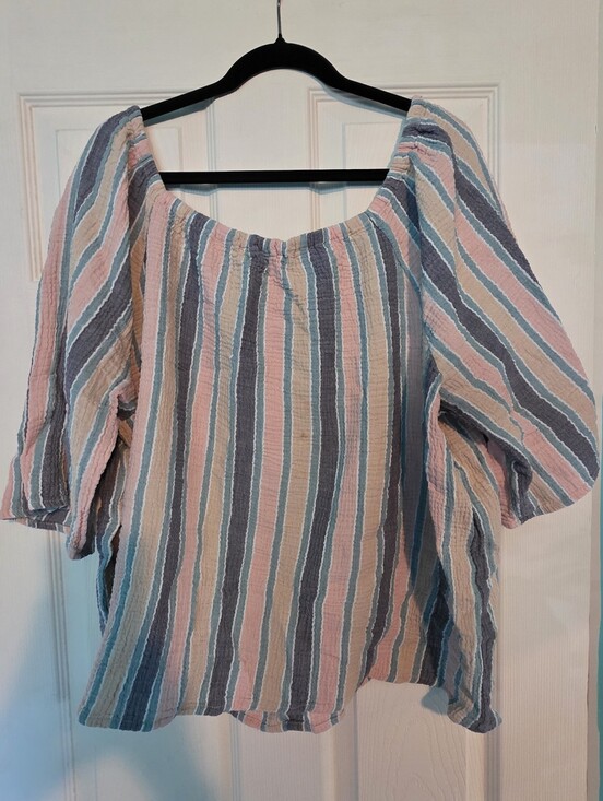 Angels Tops - 100% Virtical striped flowy quarter sleeve blouse/pants set